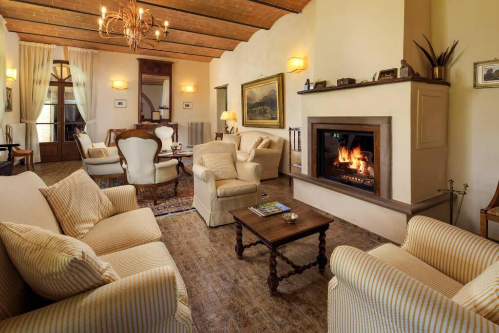 Podere Maiano - Private pool villa with spa Buonconvento Esterno foto